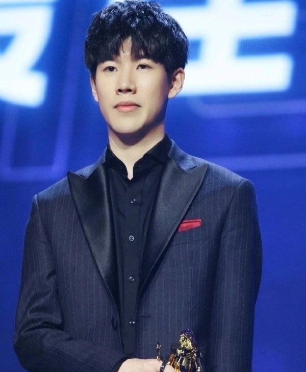 他的强度从 他的强度从