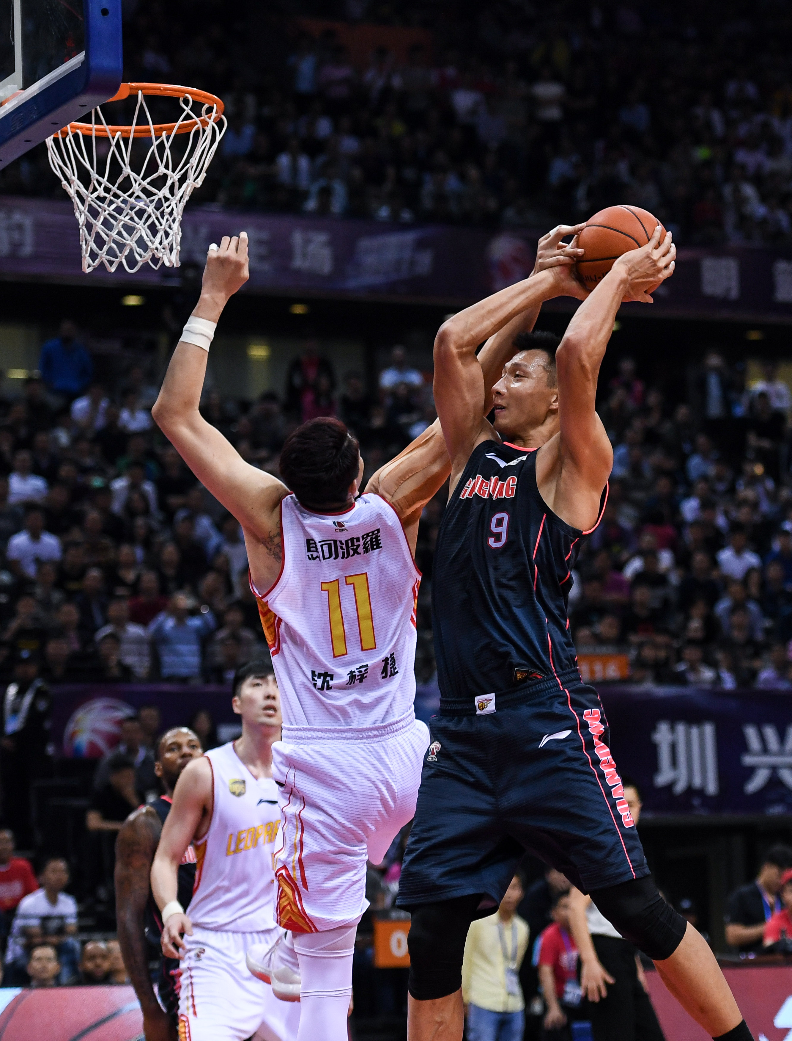 一位来自西 一位来自西