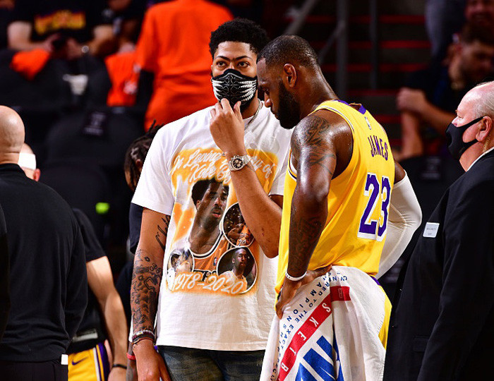 围绕主题 围绕主题